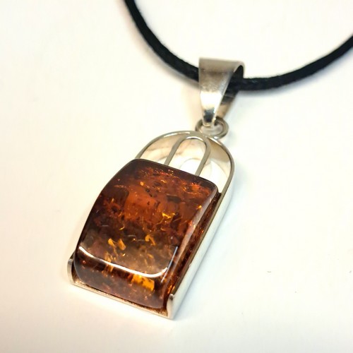HWG-2401 Pendant, Chunky Amber & Silver Arch $58 at Hunter Wolff Gallery